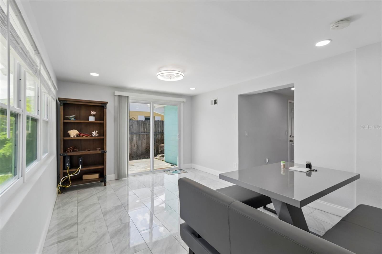 4234 FLORAMAR TER — photo 31