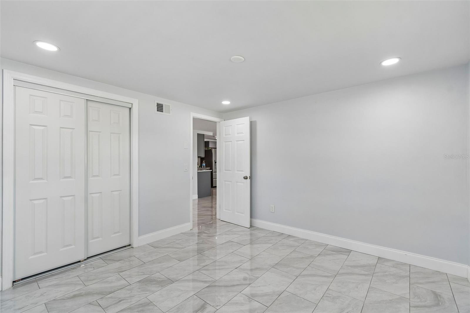 4234 FLORAMAR TER — photo 36