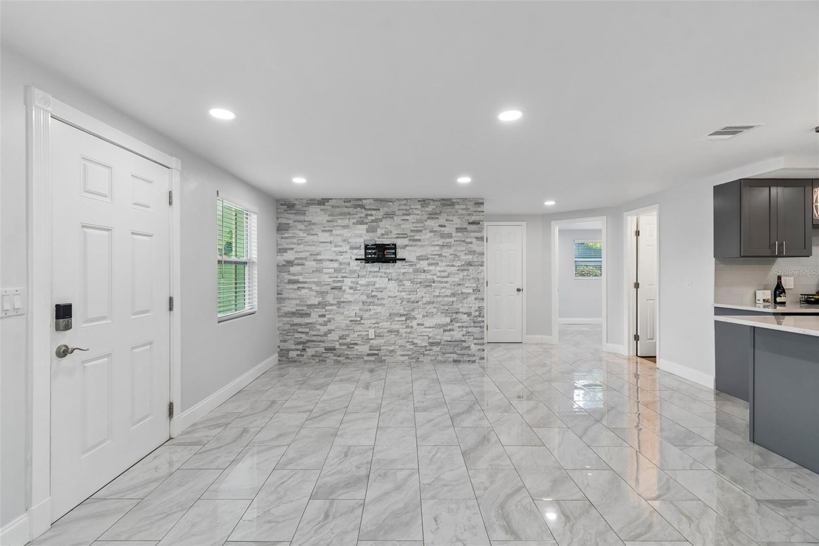 4234 FLORAMAR TER — photo 10