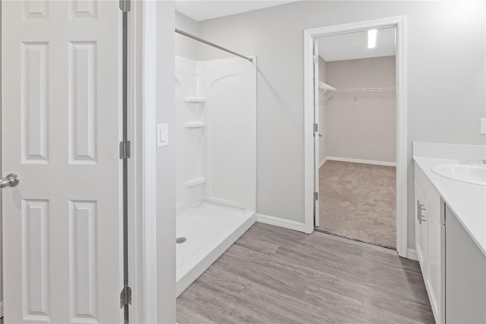 12737 TANNENCREST DR — photo 18