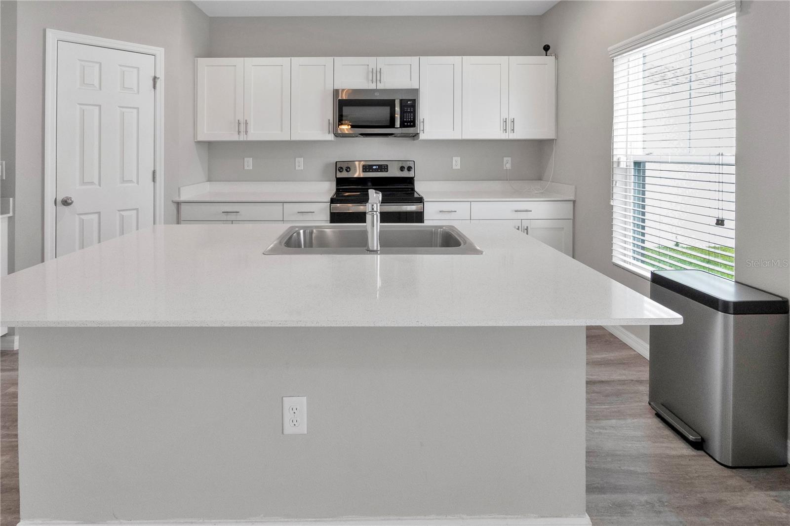 12737 TANNENCREST DR — photo 6