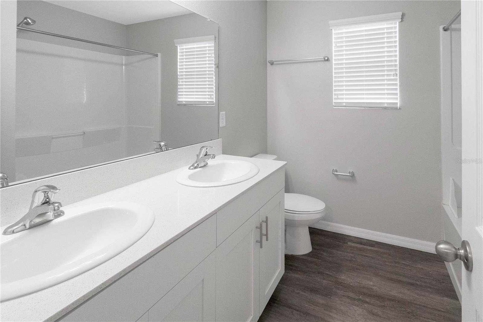 12737 TANNENCREST DR — photo 22