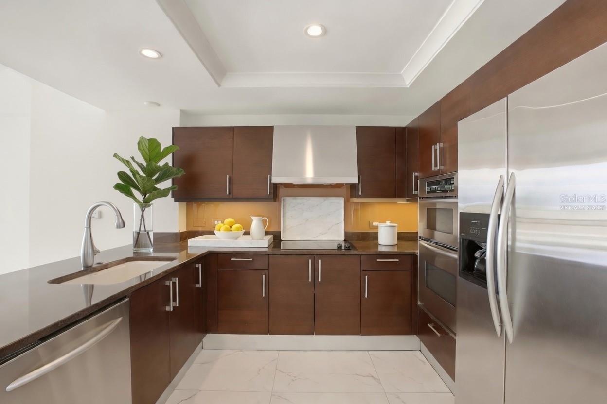 1350 MAIN ST #707 — photo 6