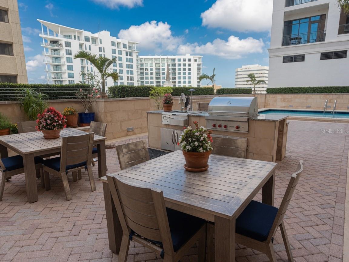 1350 MAIN ST #707 — photo 41