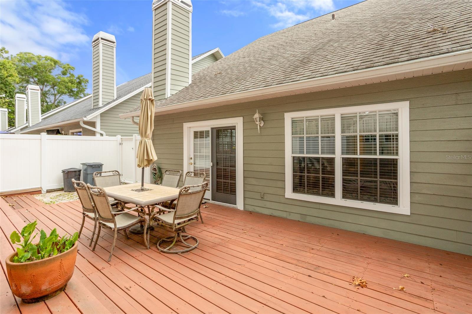 2740 HAMBLE VILLAGE LN — photo 36