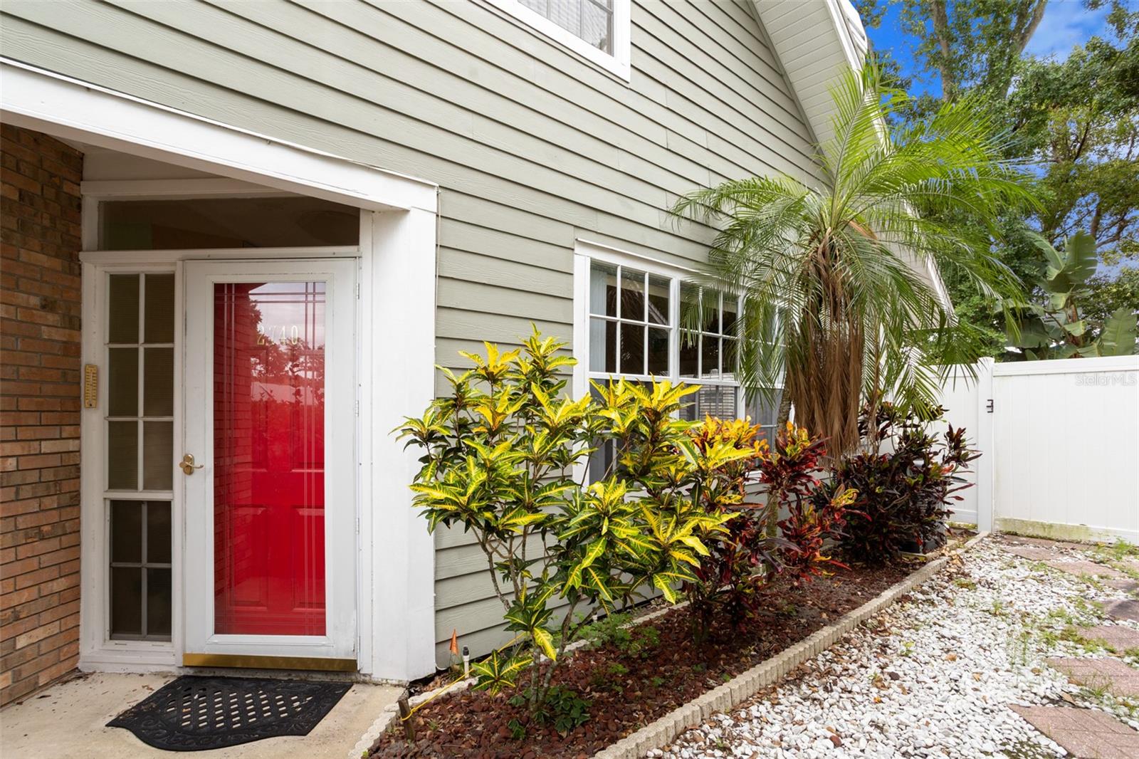 2740 HAMBLE VILLAGE LN — photo 8
