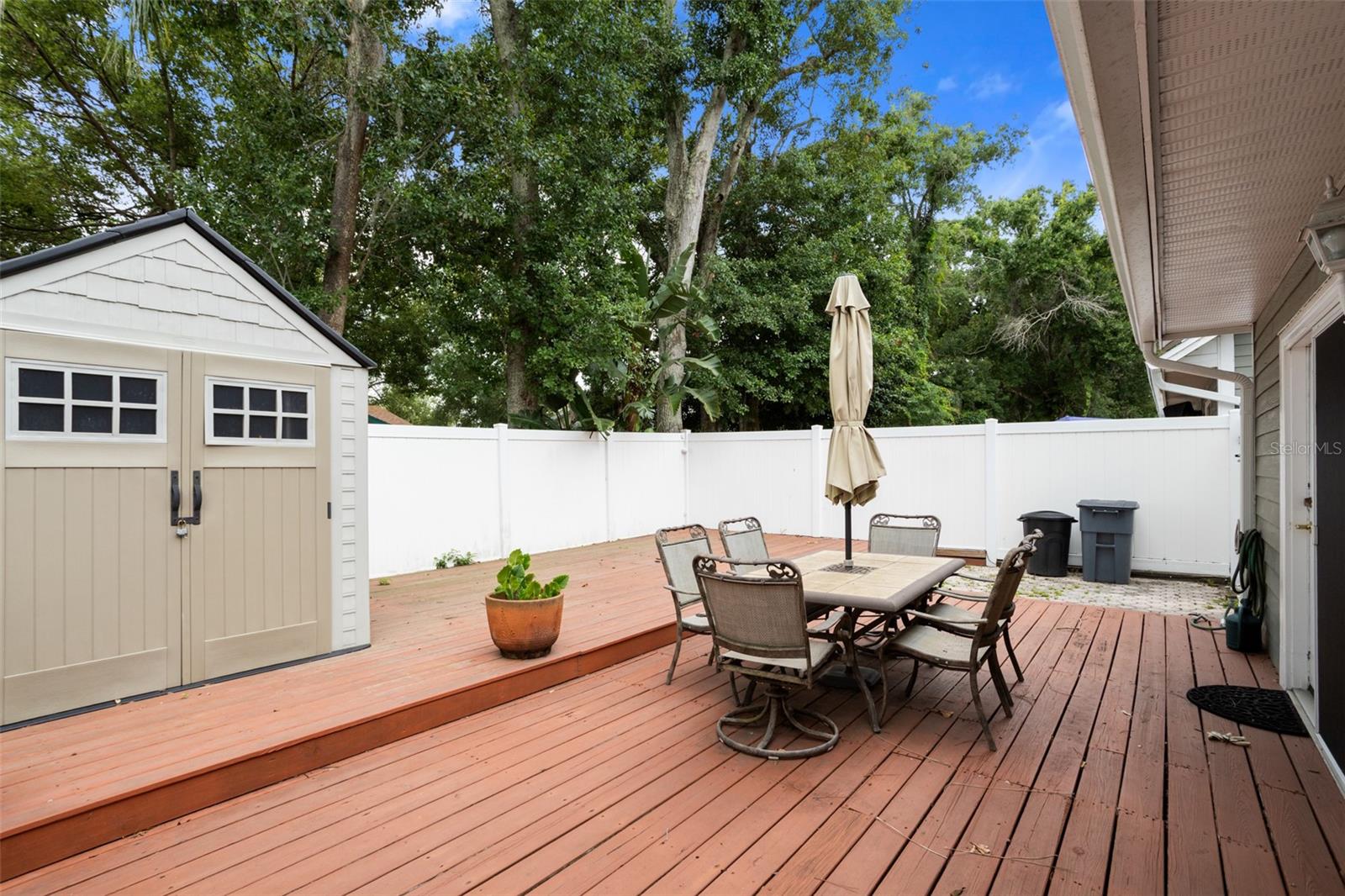 2740 HAMBLE VILLAGE LN — photo 33