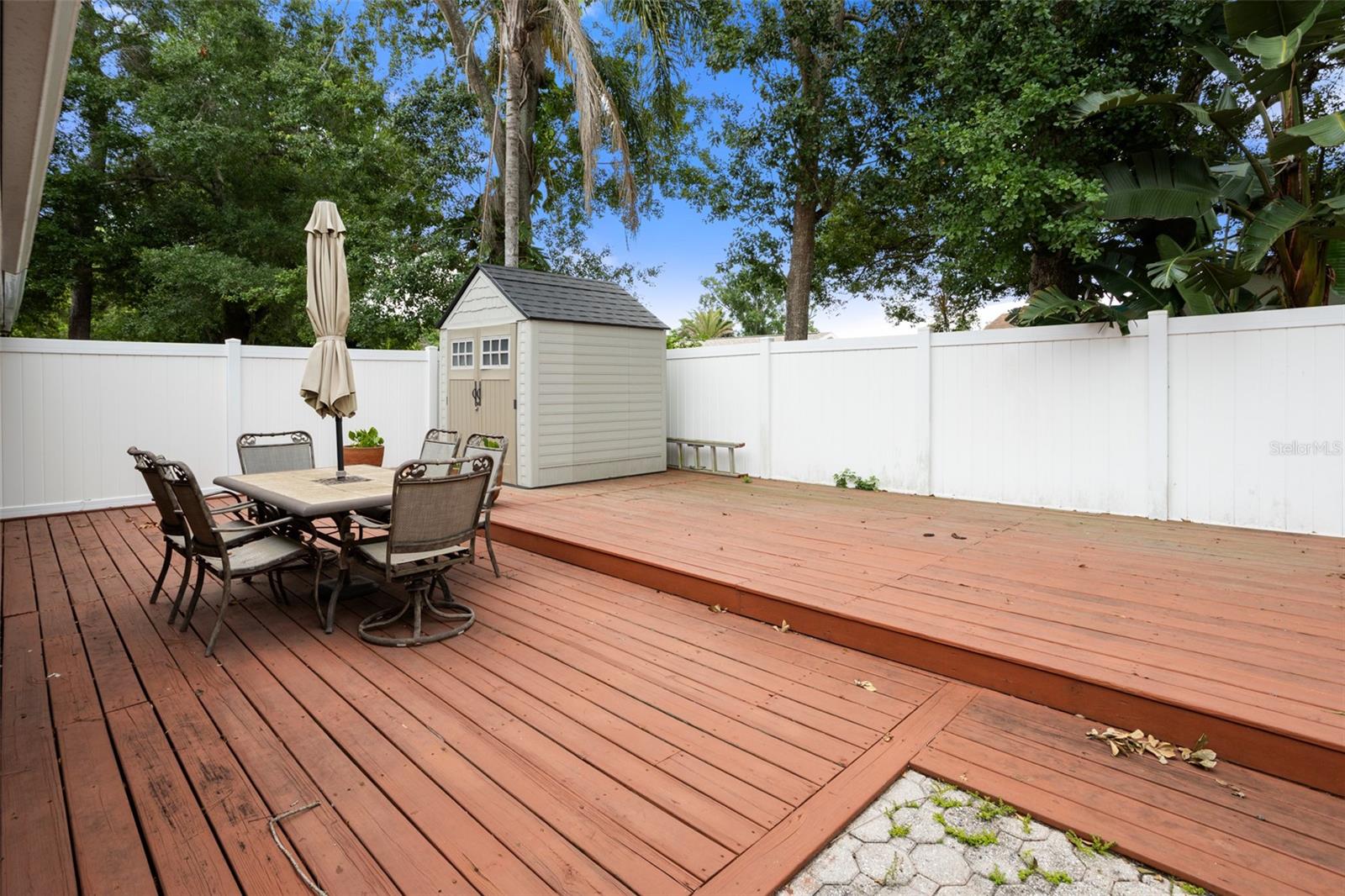 2740 HAMBLE VILLAGE LN — photo 34