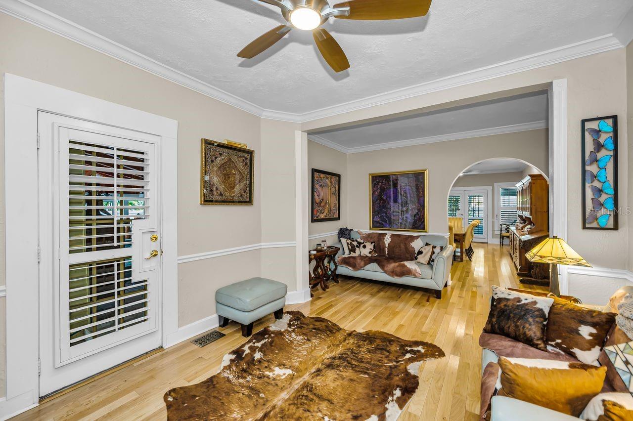 732 NE OAK ST — photo 22