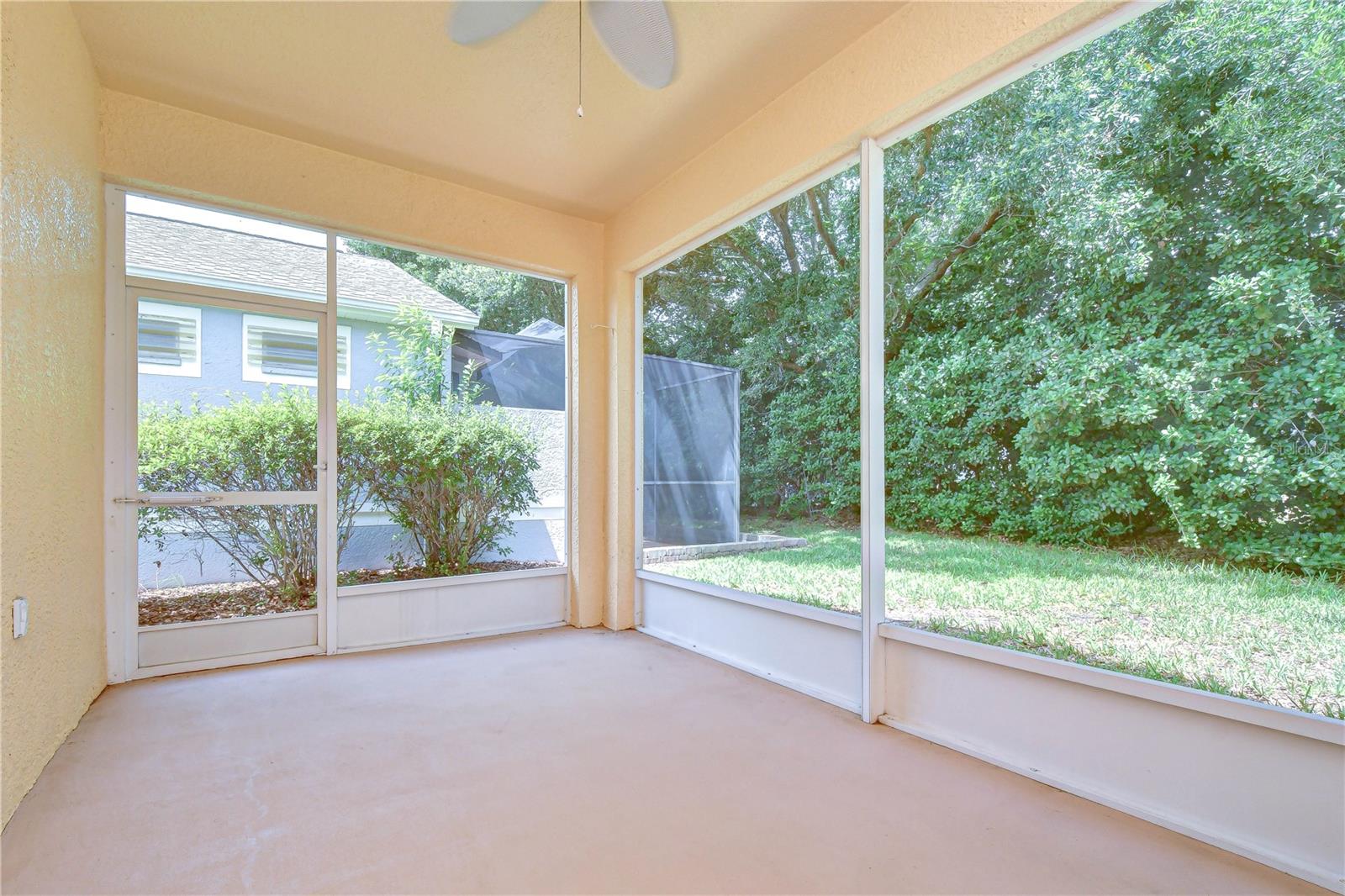 8049 SANGUINELLI RD — photo 20