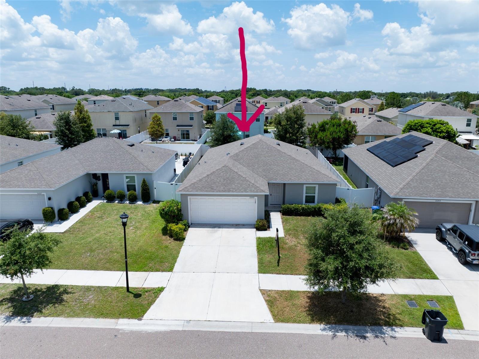 10205 CARP HOLLOW RD — photo 3