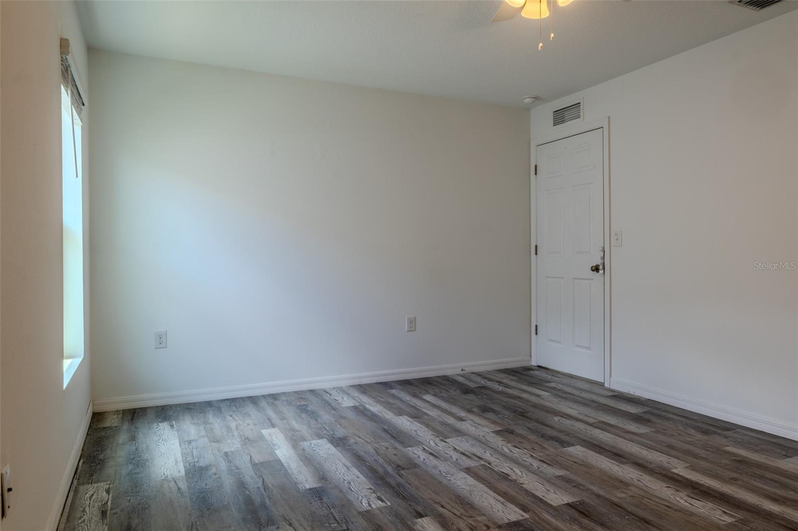 10205 CARP HOLLOW RD — photo 12