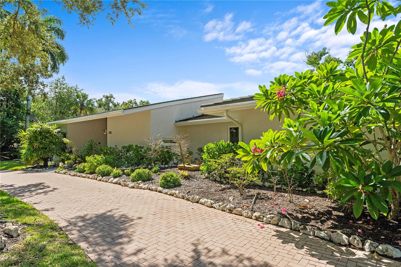 1428 PINE BAY DR — photo 50