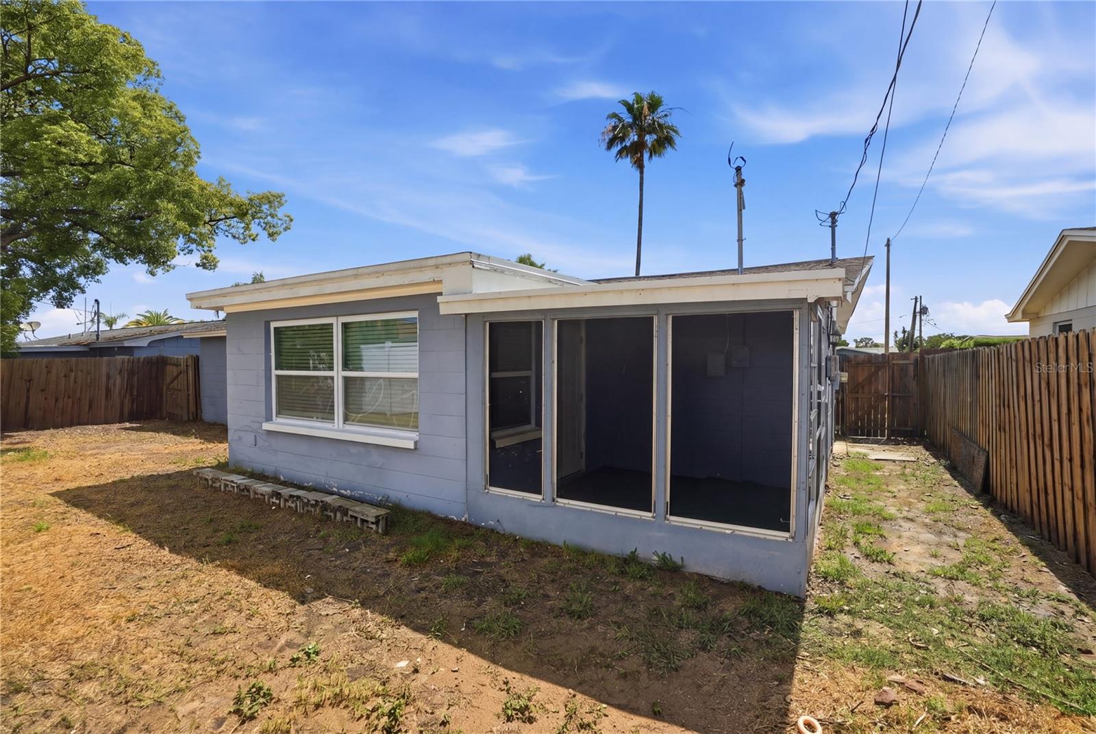 3301 ROSEFIELD DR — photo 38