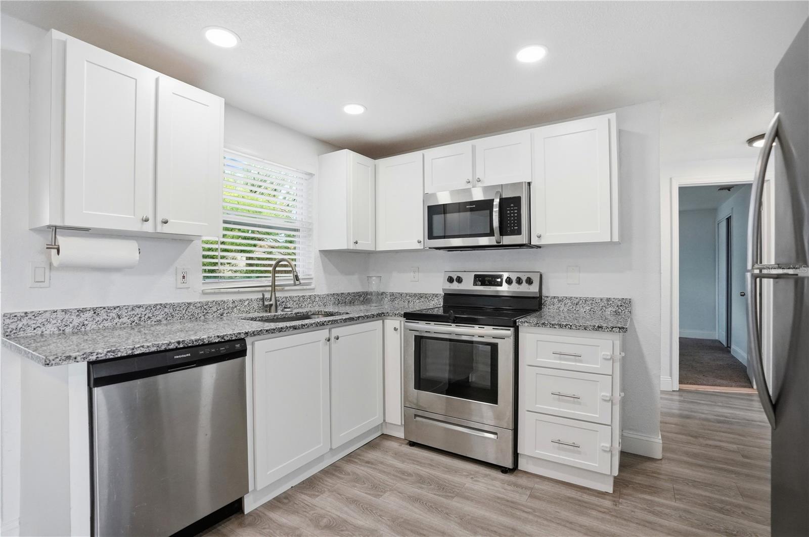 3301 ROSEFIELD DR — photo 12