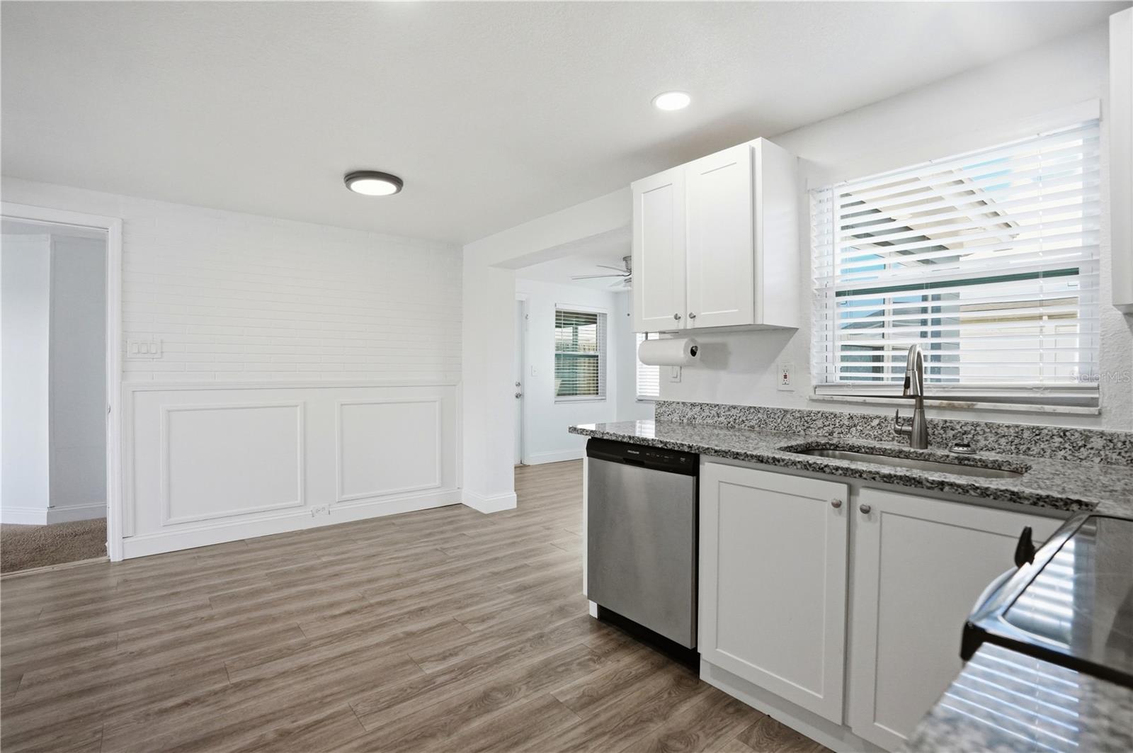 3301 ROSEFIELD DR — photo 16