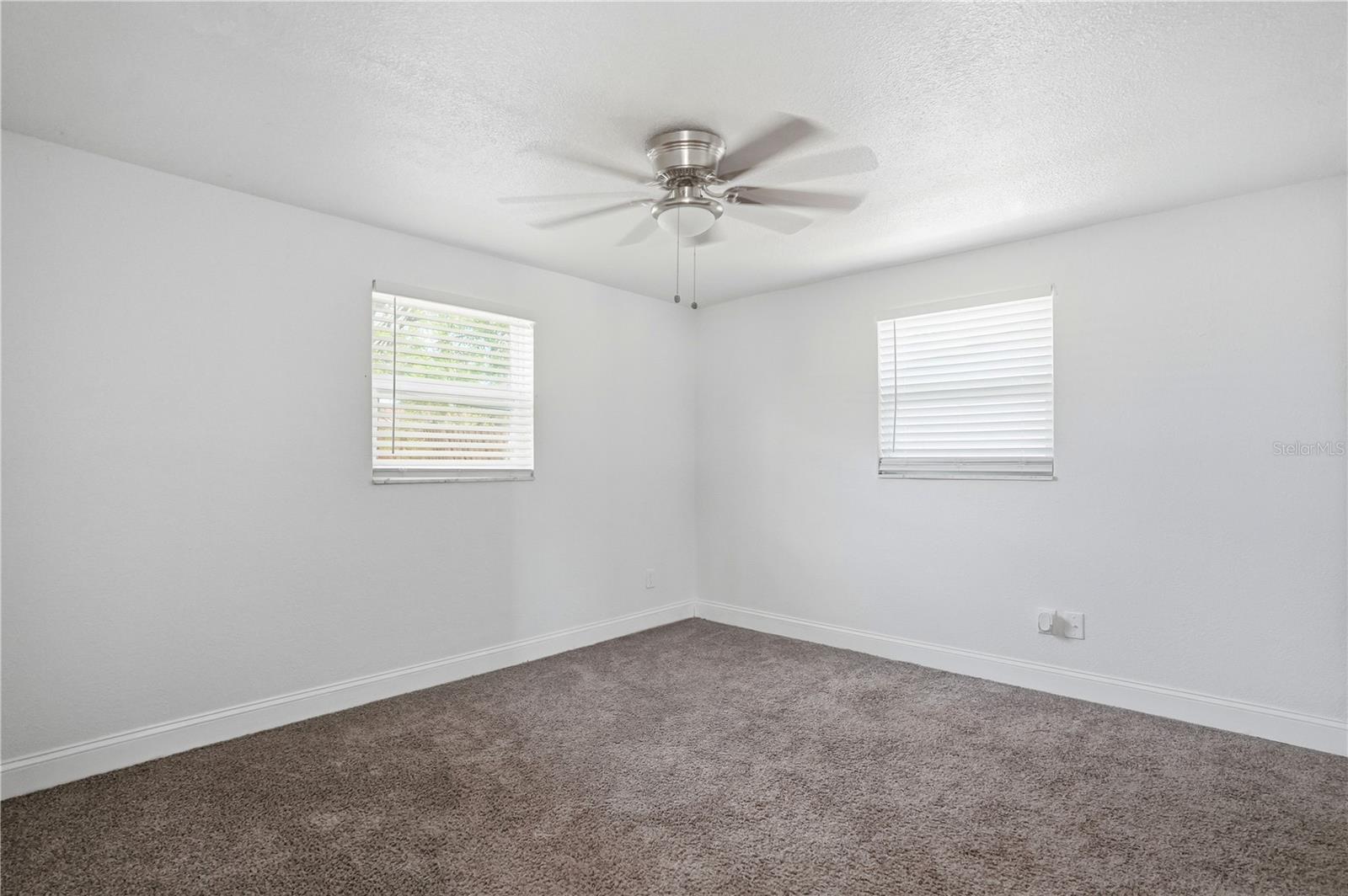 3301 ROSEFIELD DR — photo 31