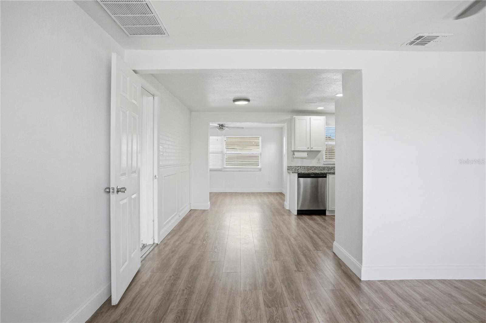 3301 ROSEFIELD DR — photo 6