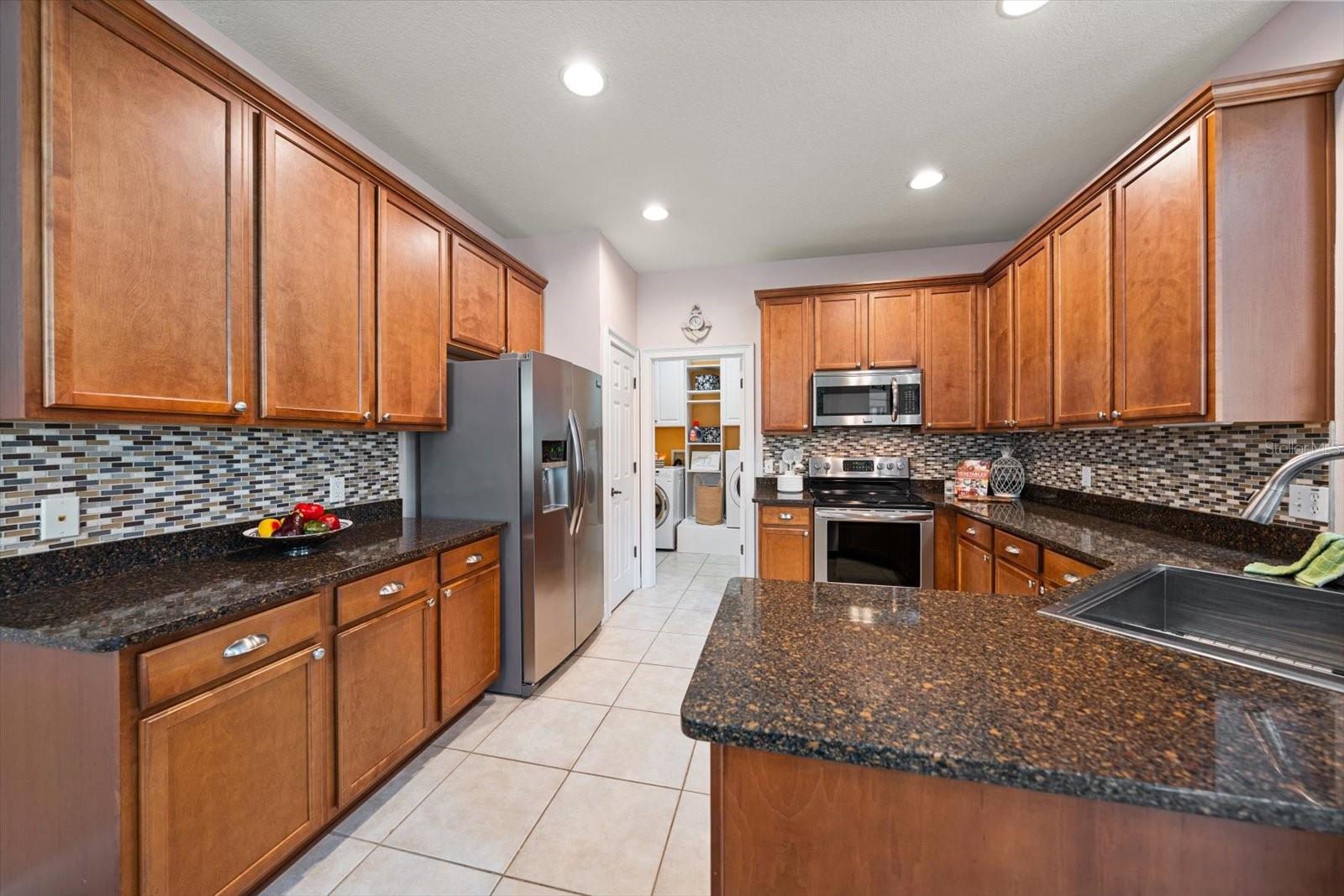 8241 ACADIAN LN — photo 6