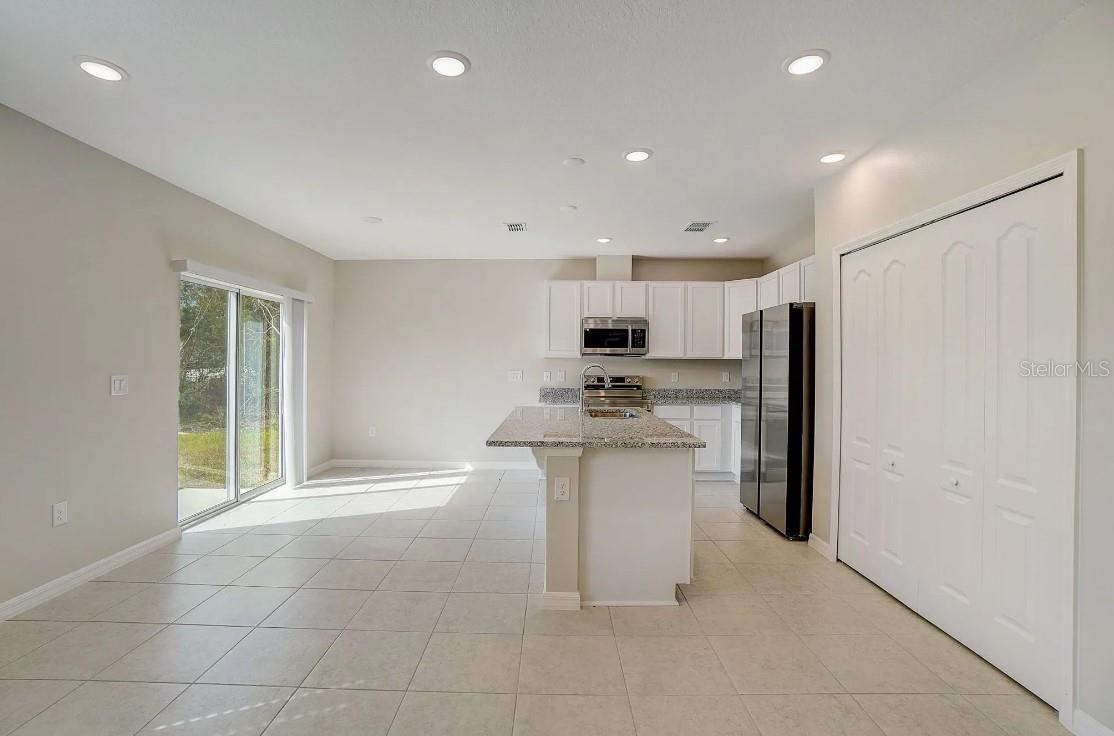 42 PALMETTO DR — photo 8
