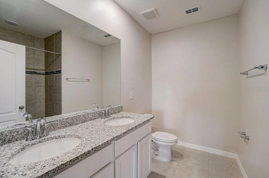 42 PALMETTO DR — photo 15