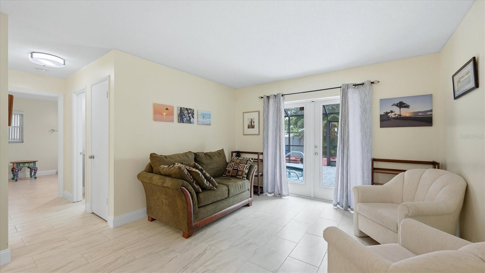 6233 ROCKEFELLER AVE — photo 13