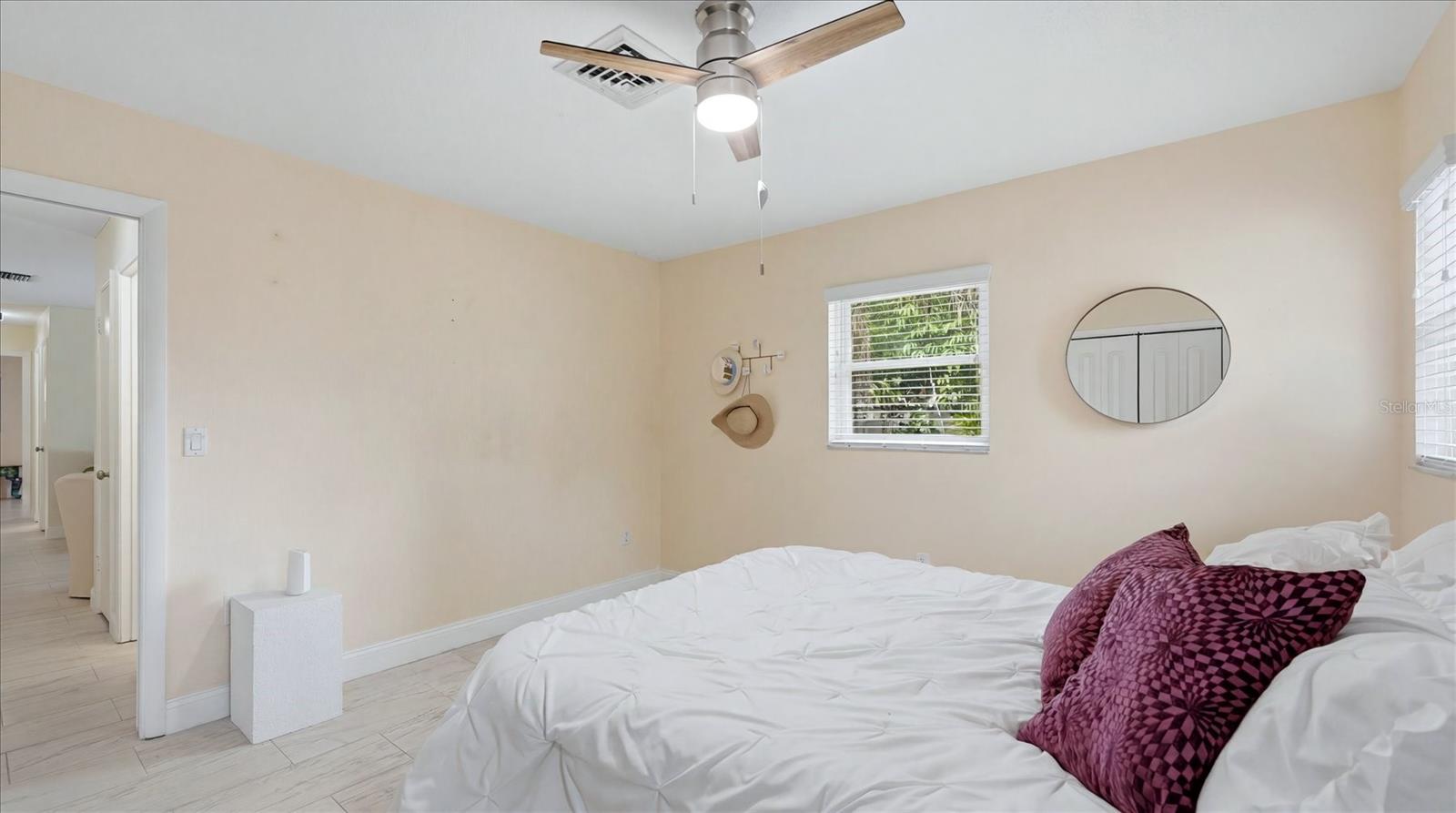 6233 ROCKEFELLER AVE — photo 21