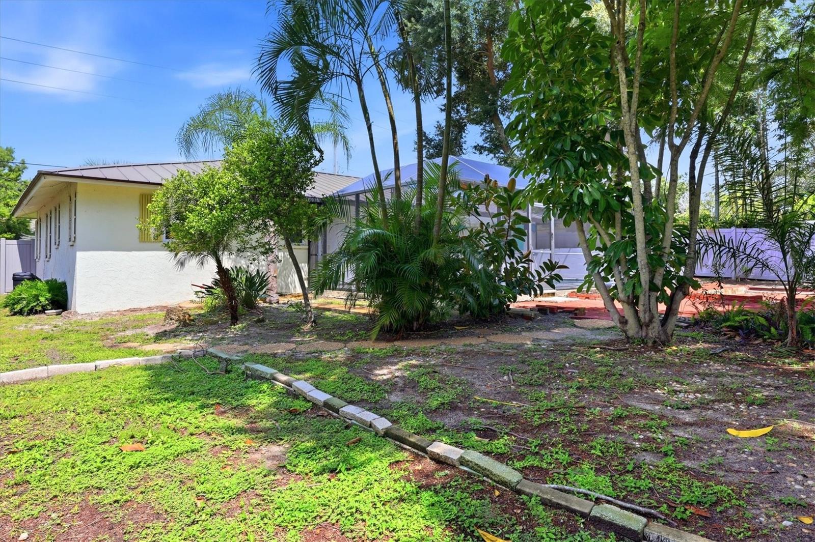 6233 ROCKEFELLER AVE — photo 45