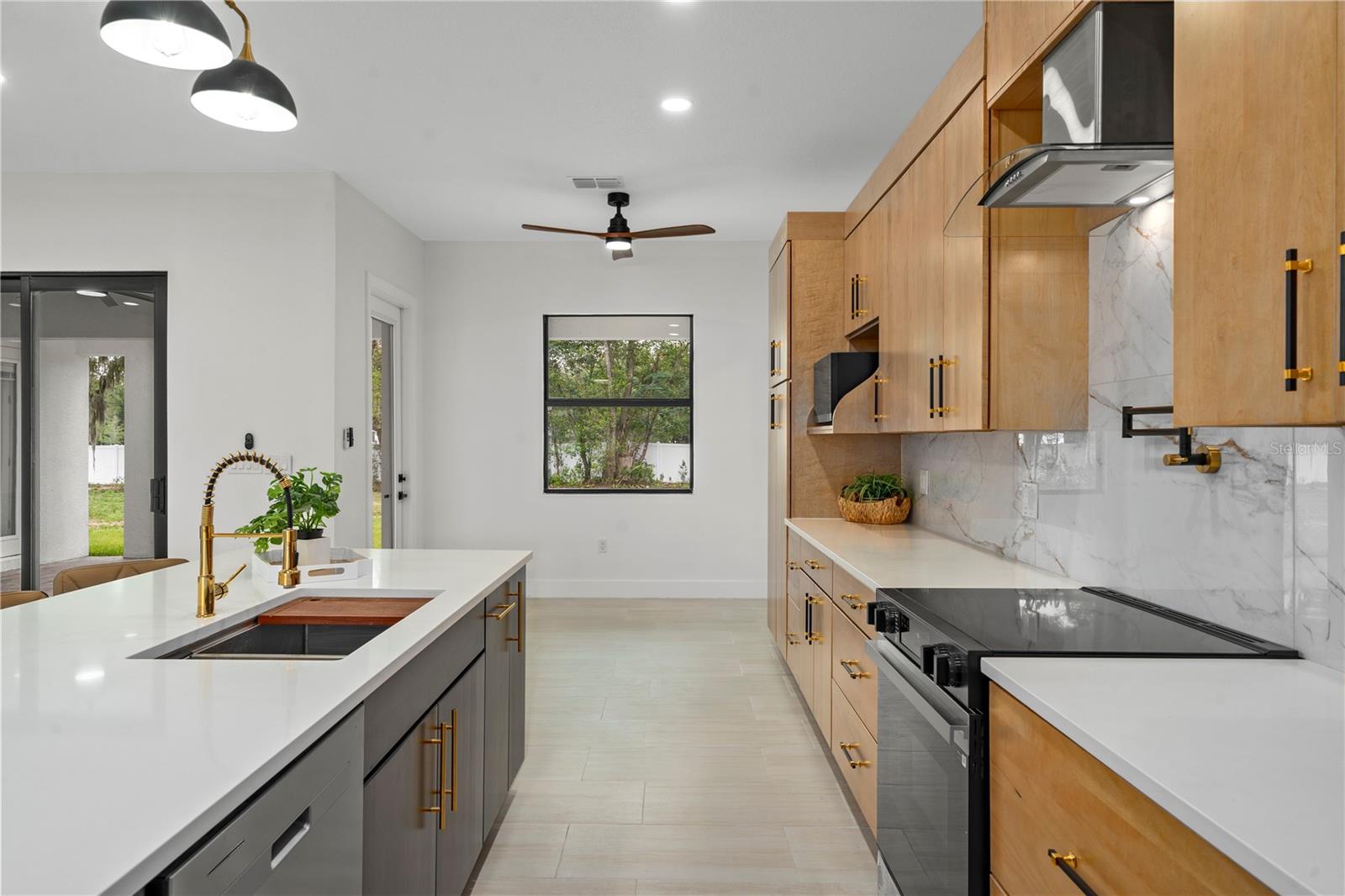 10928 OSCEOLA DR — photo 9