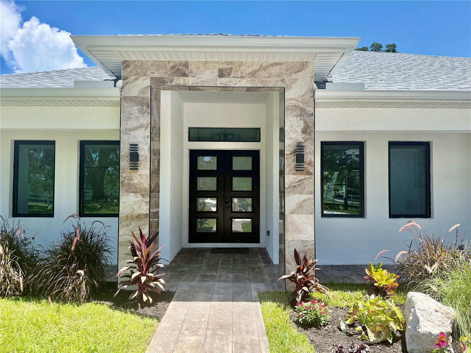 10928 OSCEOLA DR — photo 2