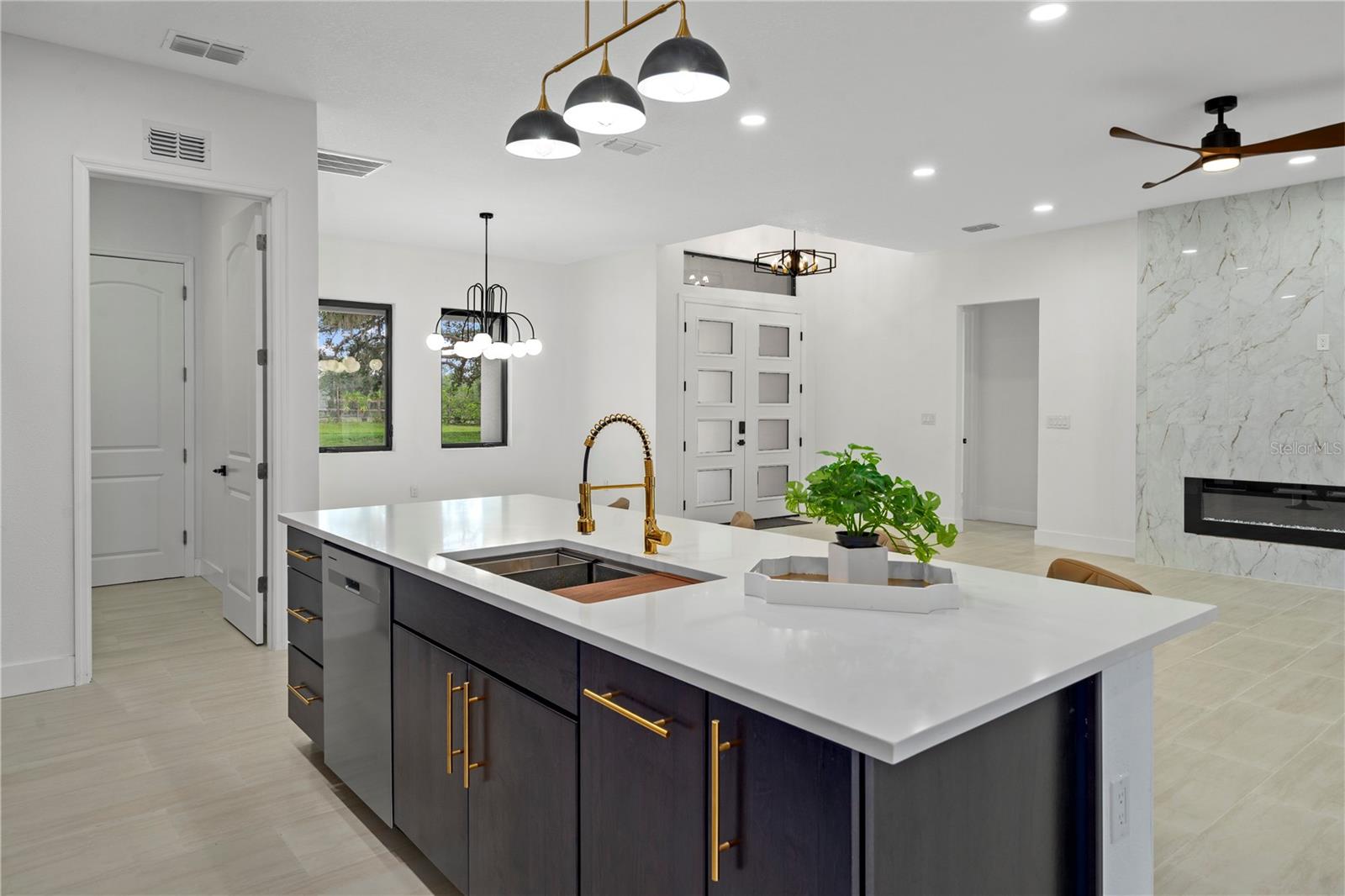 10928 OSCEOLA DR — photo 10
