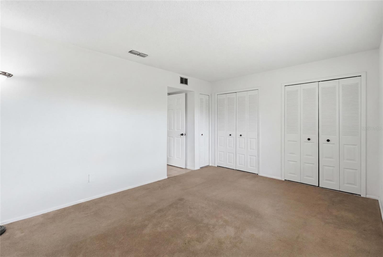 804 CENTERWOOD CT — photo 14