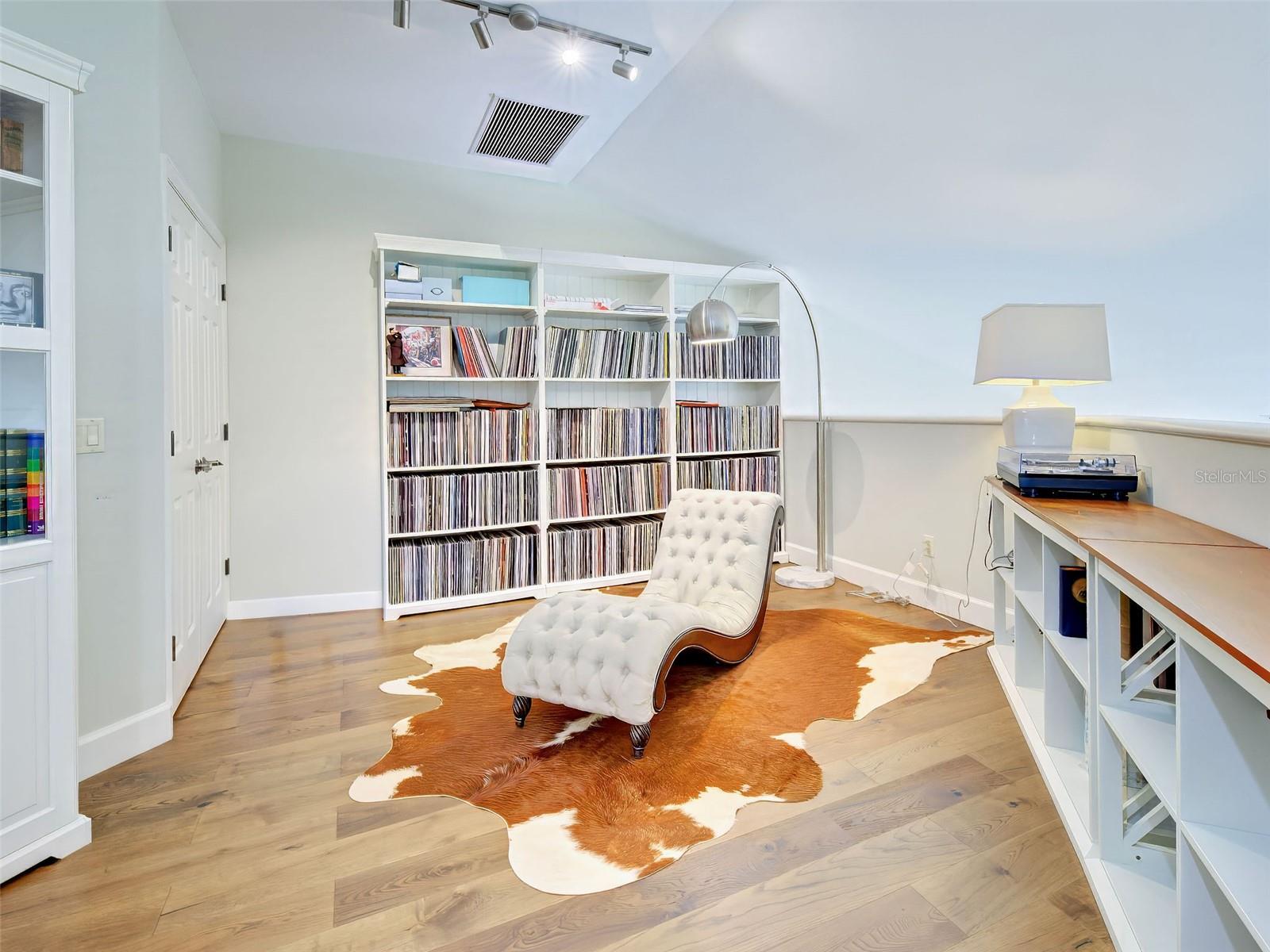 5026 HANGING MOSS LN — photo 47