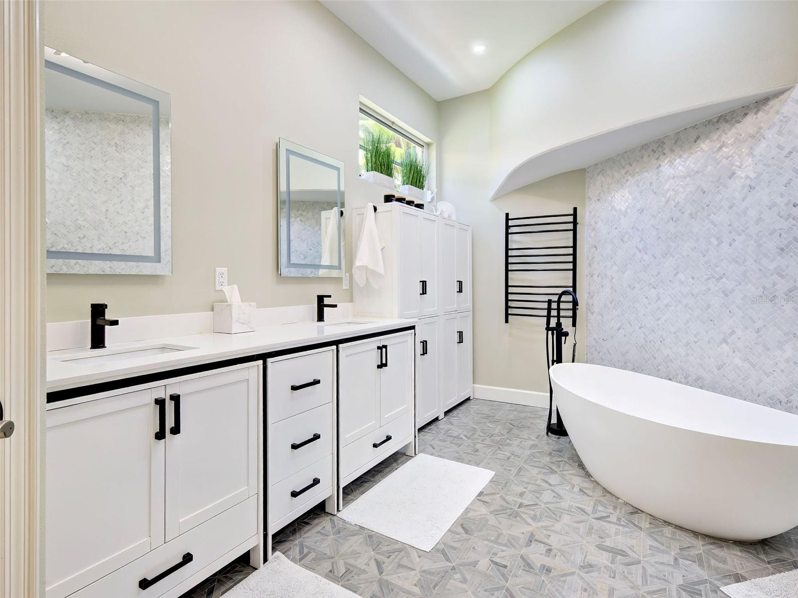 5026 HANGING MOSS LN — photo 24