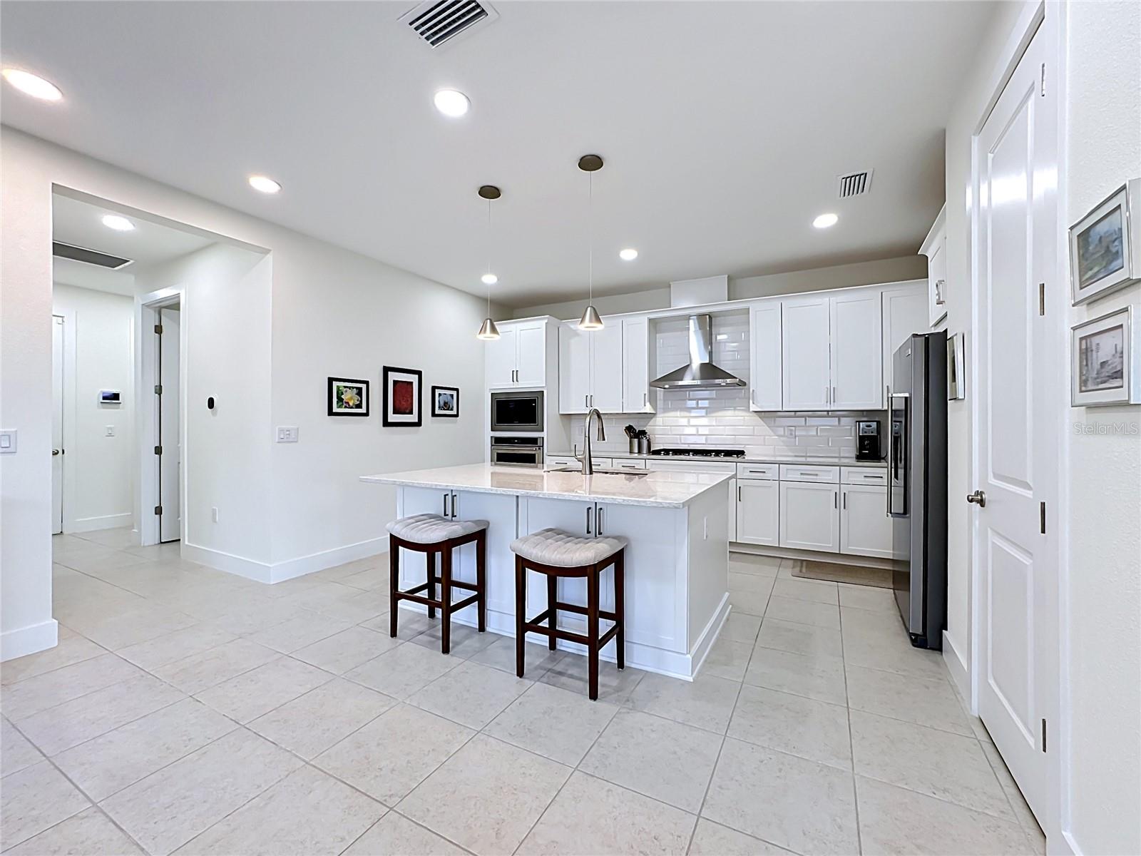 18604 DAYSPRING PL — photo 33
