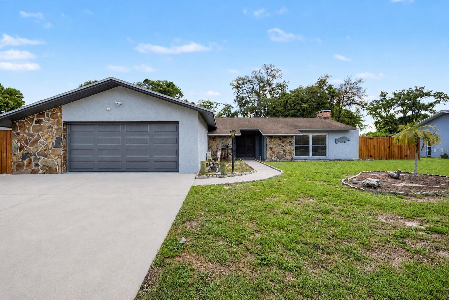 3110 SHADOW OAKS DR — photo 2