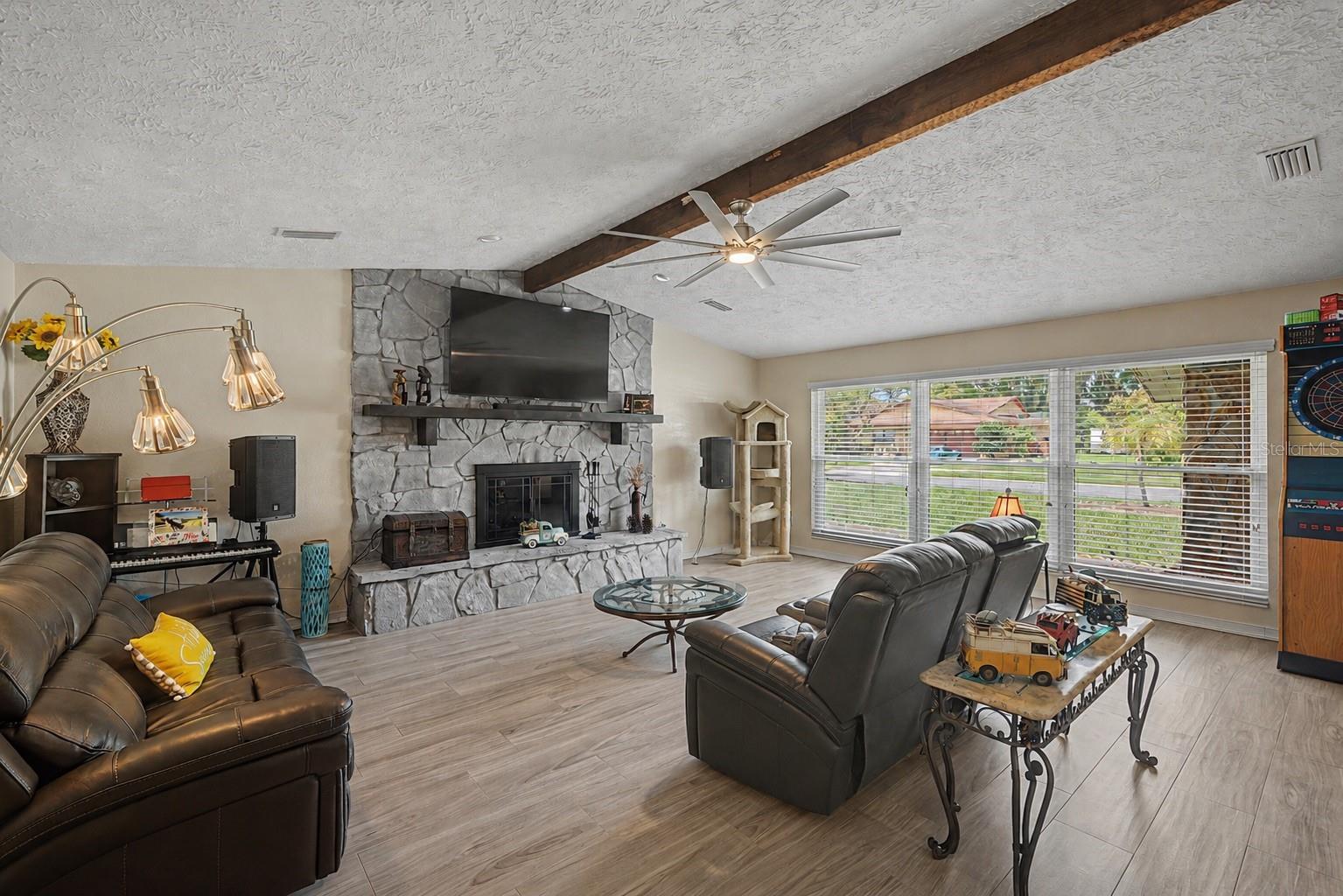 3110 SHADOW OAKS DR — photo 12