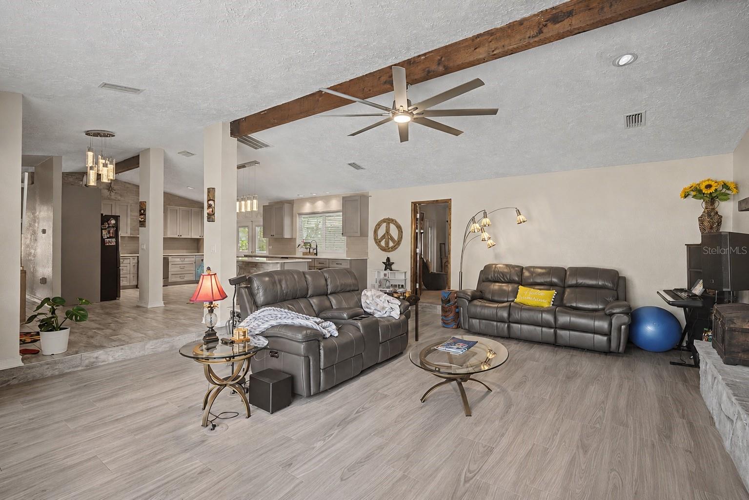 3110 SHADOW OAKS DR — photo 10