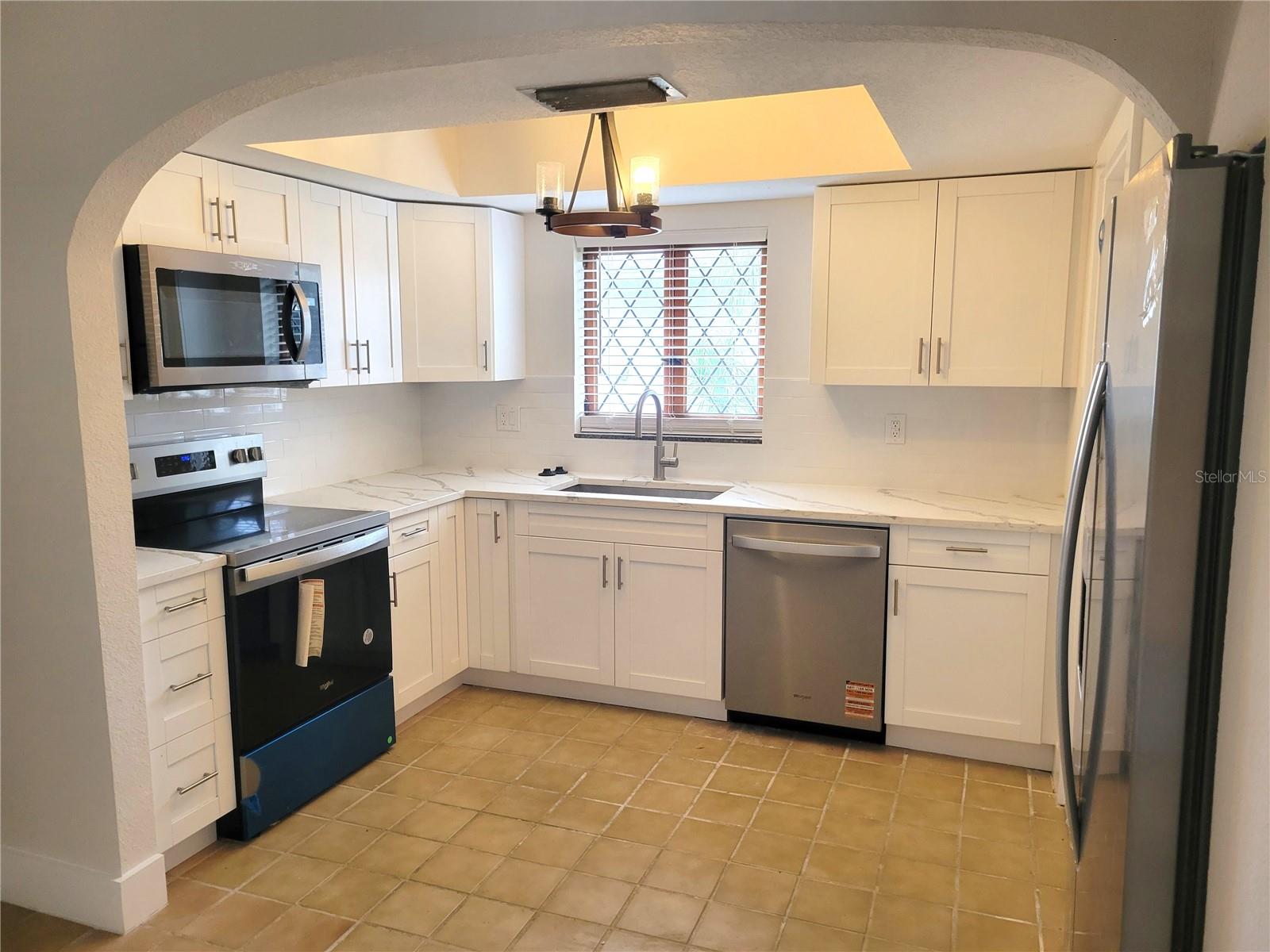 1835 MARYLAND AVE NE — photo 2