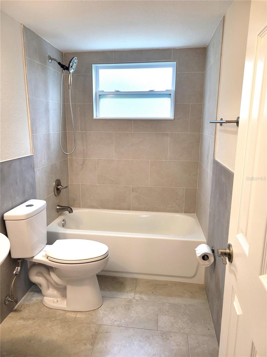 1835 MARYLAND AVE NE — photo 17
