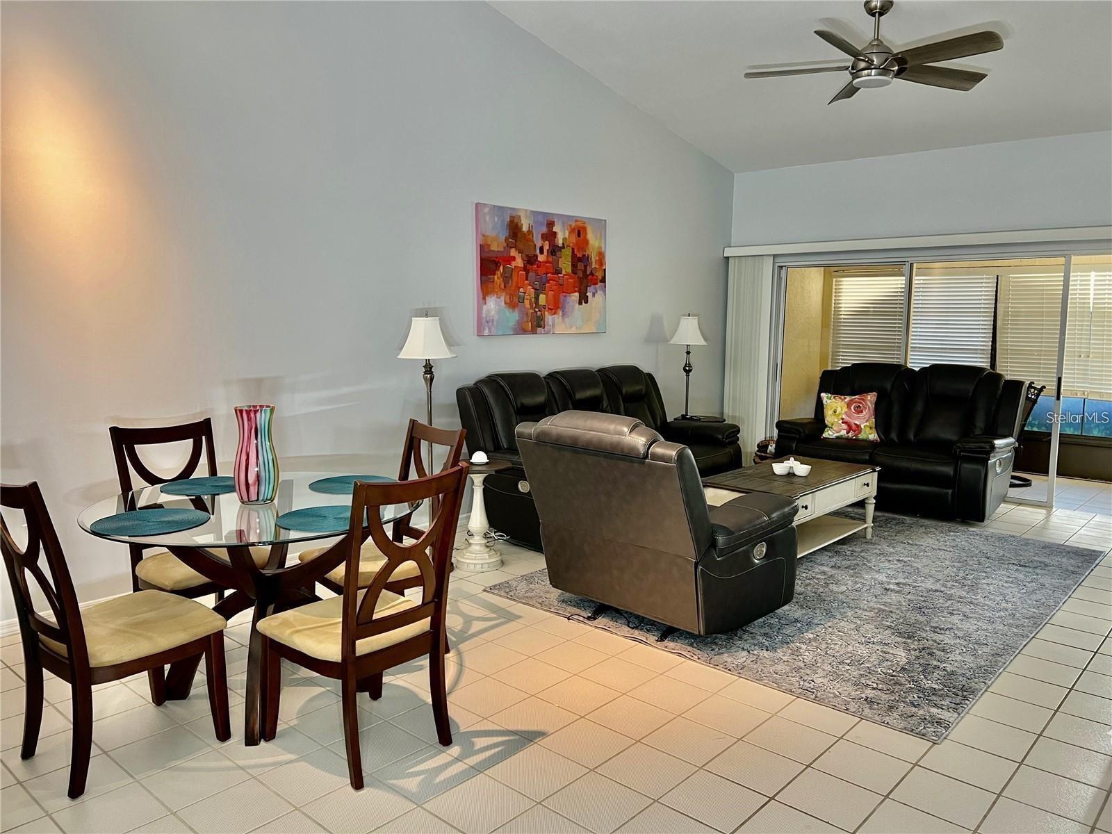 7186 LAKESIDE DR — photo 6
