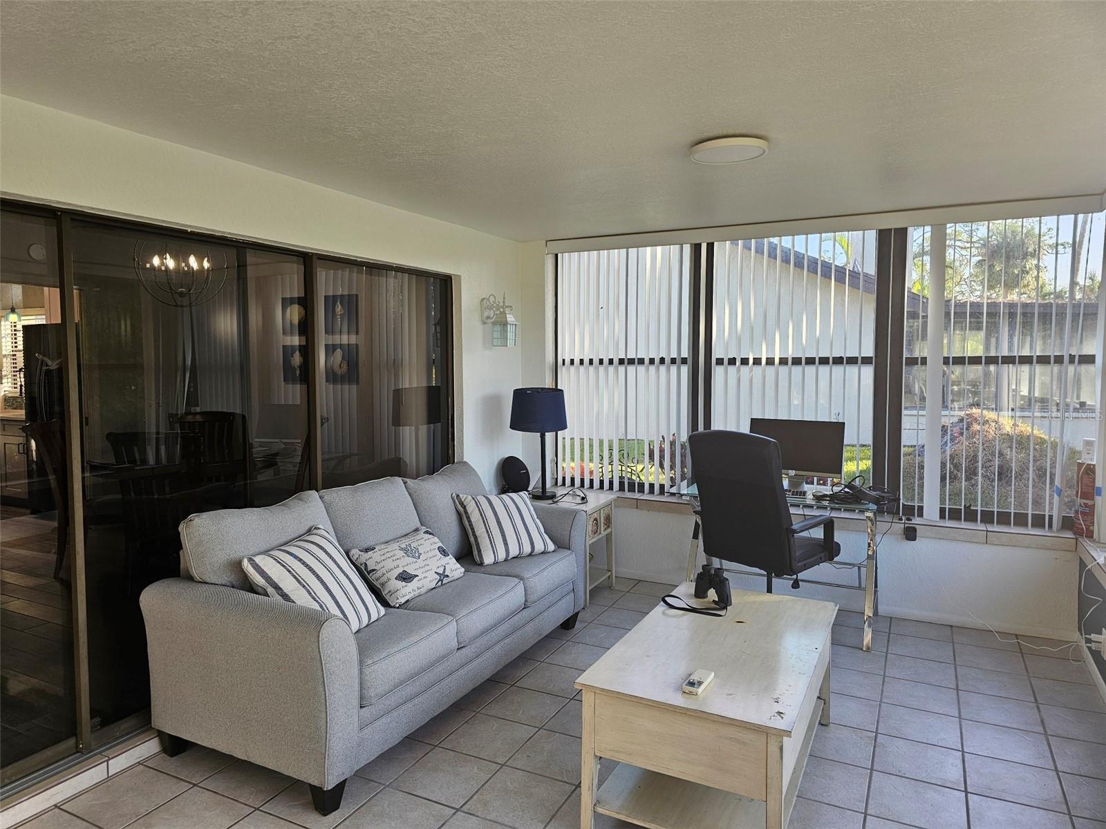 4522 LA JOLLA DR — photo 16