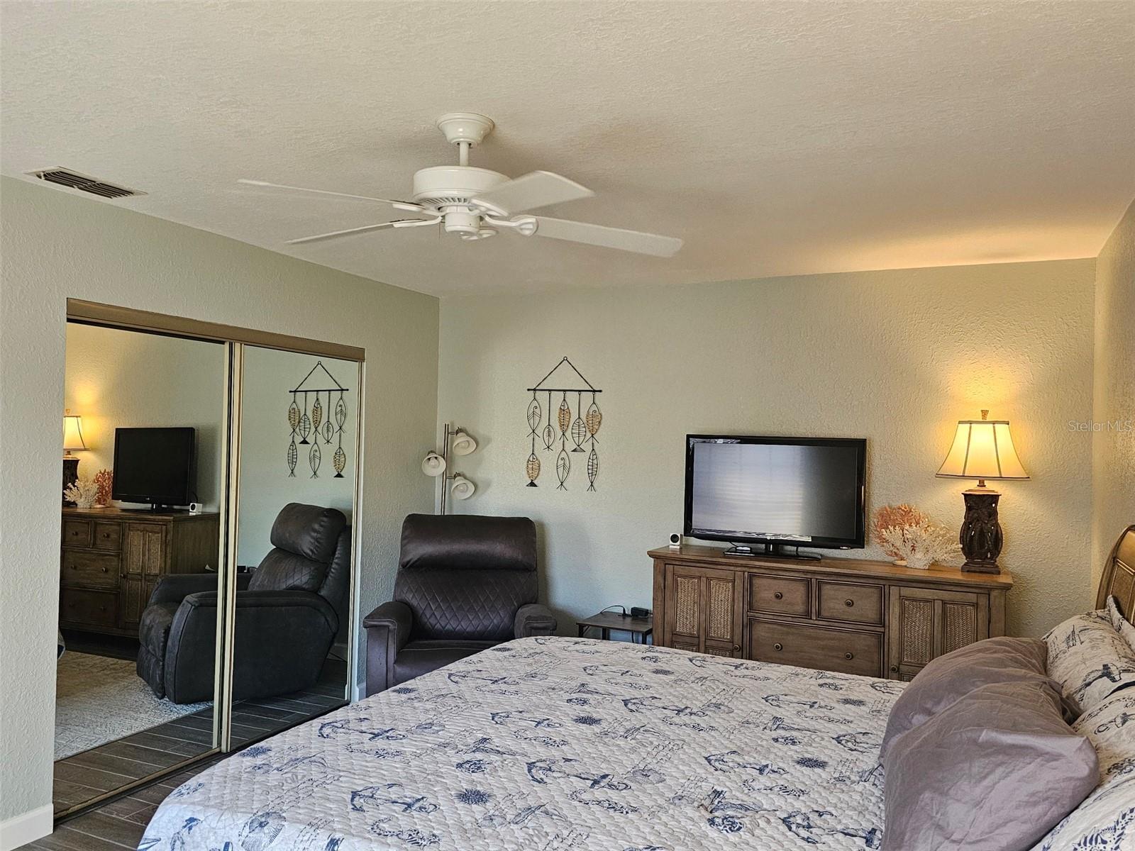 4522 LA JOLLA DR — photo 29
