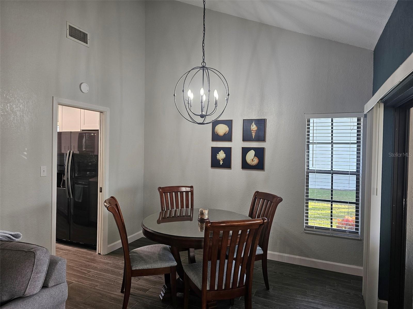 4522 LA JOLLA DR — photo 10