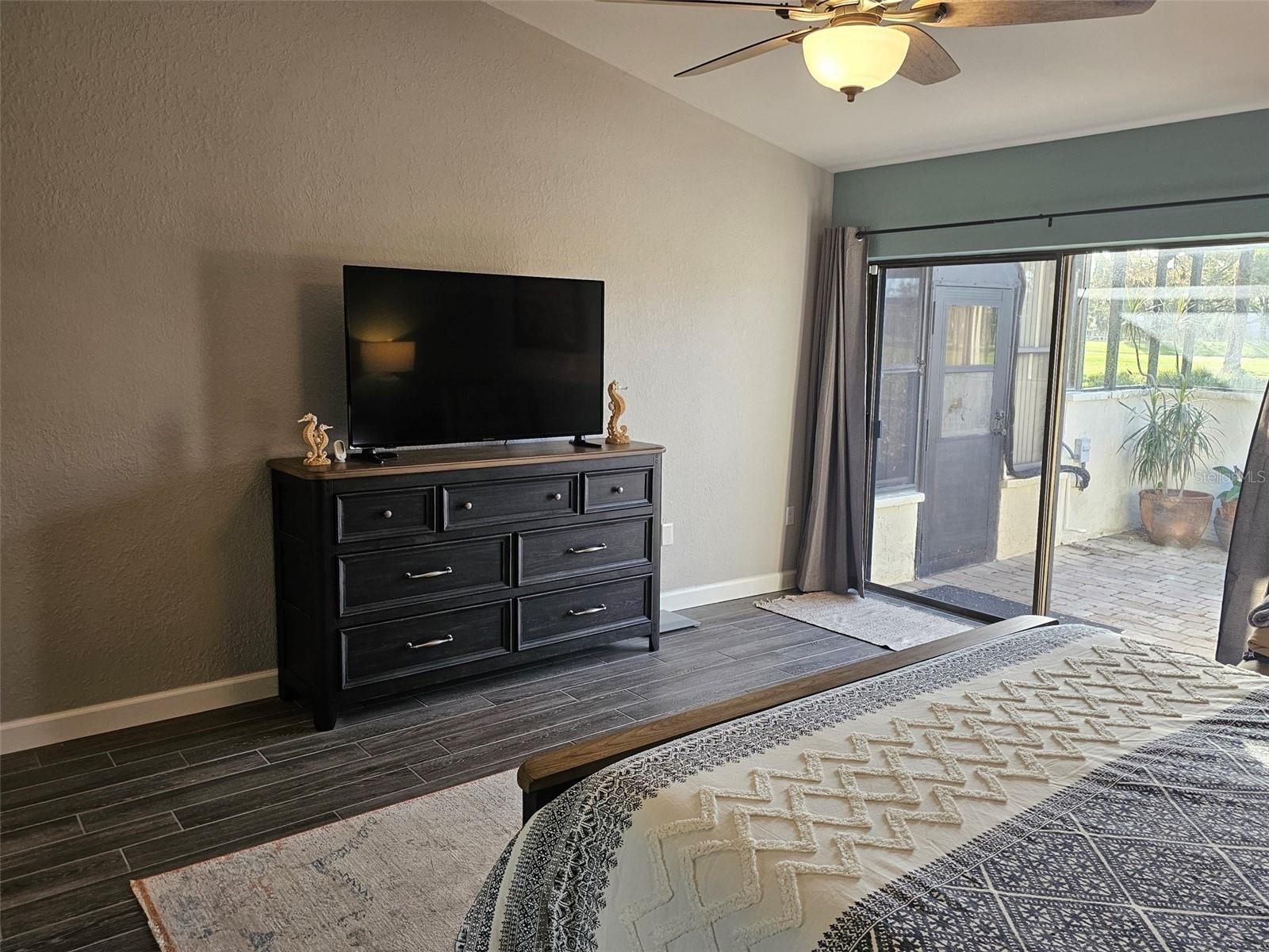 4522 LA JOLLA DR — photo 22