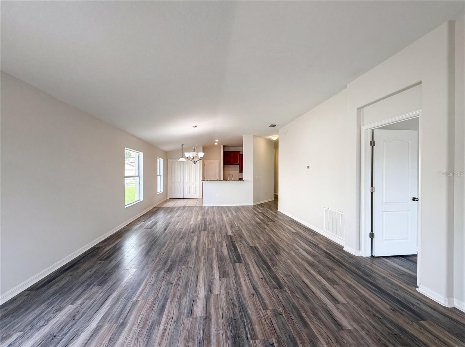 1969 HAWKS VIEW DR — photo 3