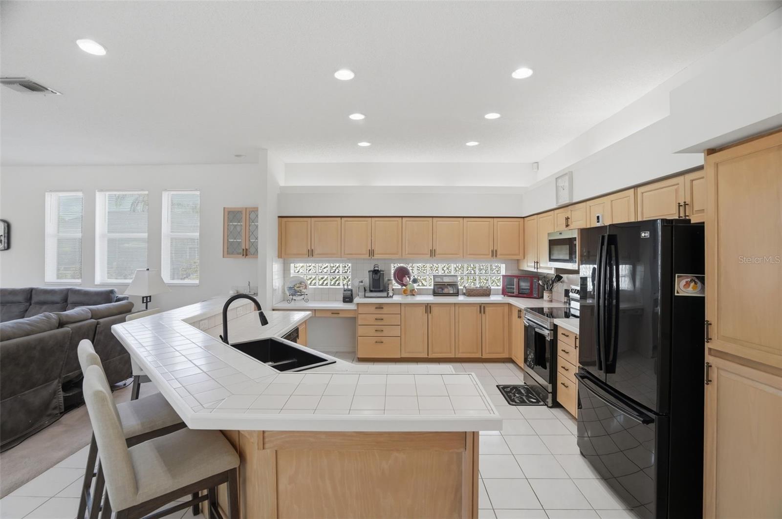 3166 STERLING ST — photo 12