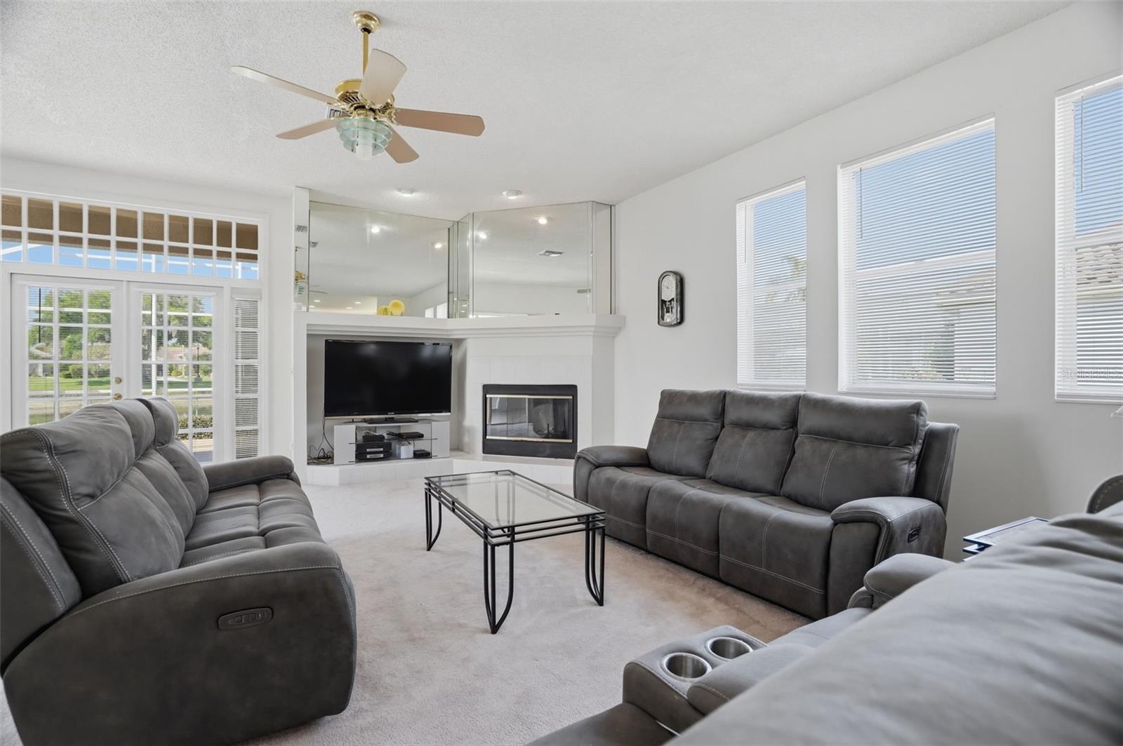 3166 STERLING ST — photo 23