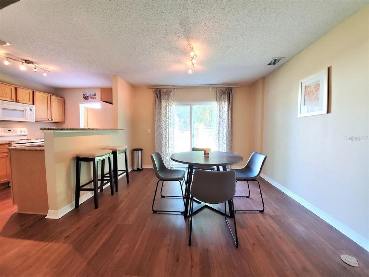 9870 ASHBURN LAKE DR — photo 5