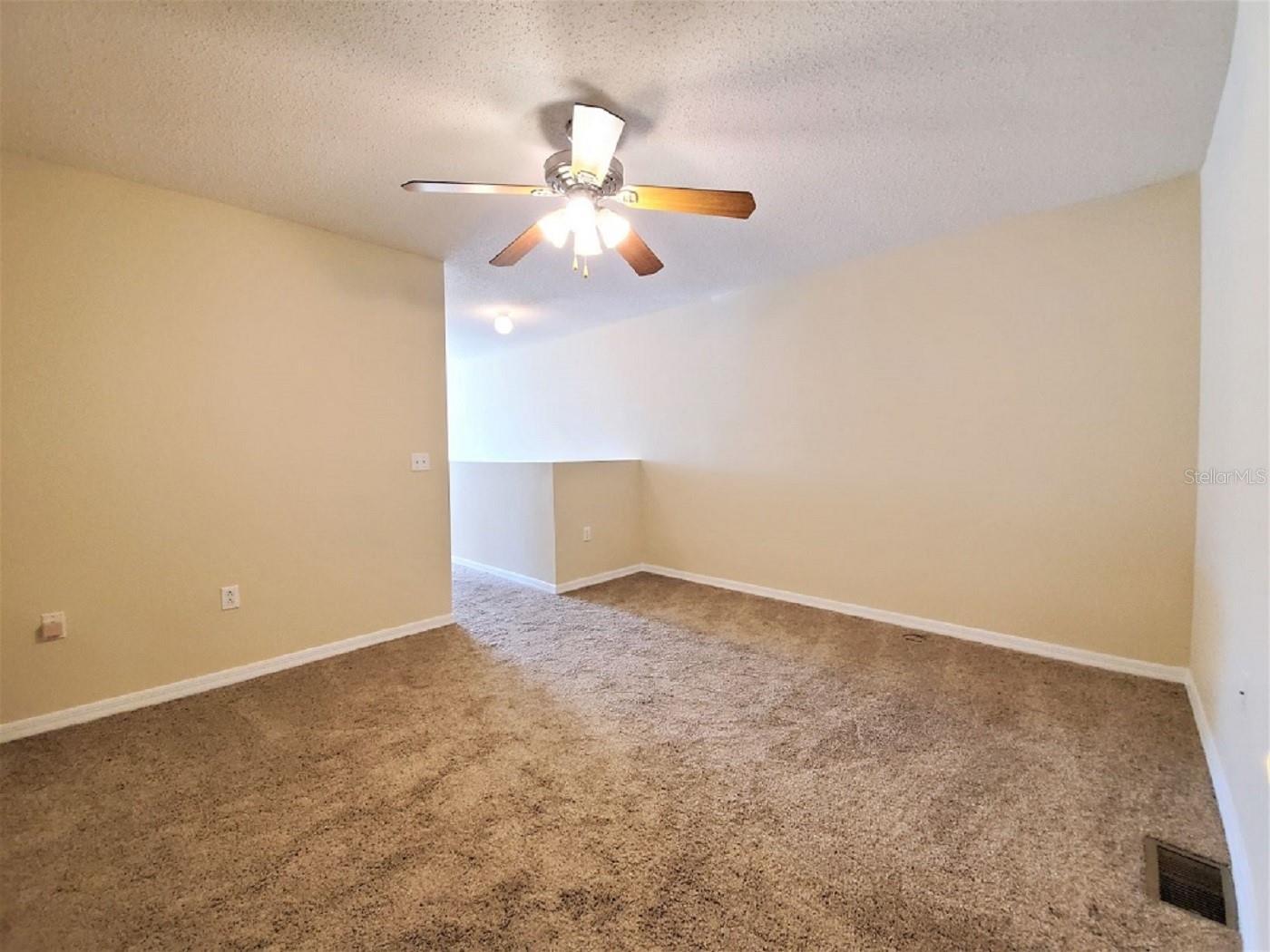 9870 ASHBURN LAKE DR — photo 12